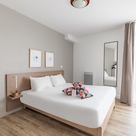 อัปปาร์ตซิตี้ เลอ ม็อง ซองทร์ Aparthotel เลอม็องส์ ภายนอก รูปภาพ
